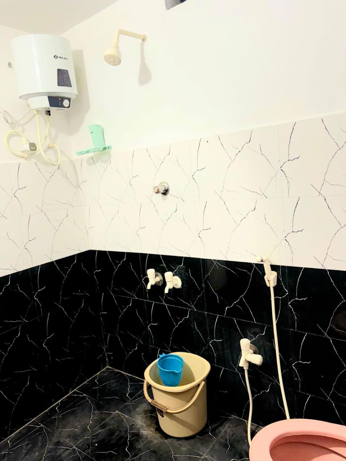 Gsr Stayhome Pondicherry Eksteriør bilde